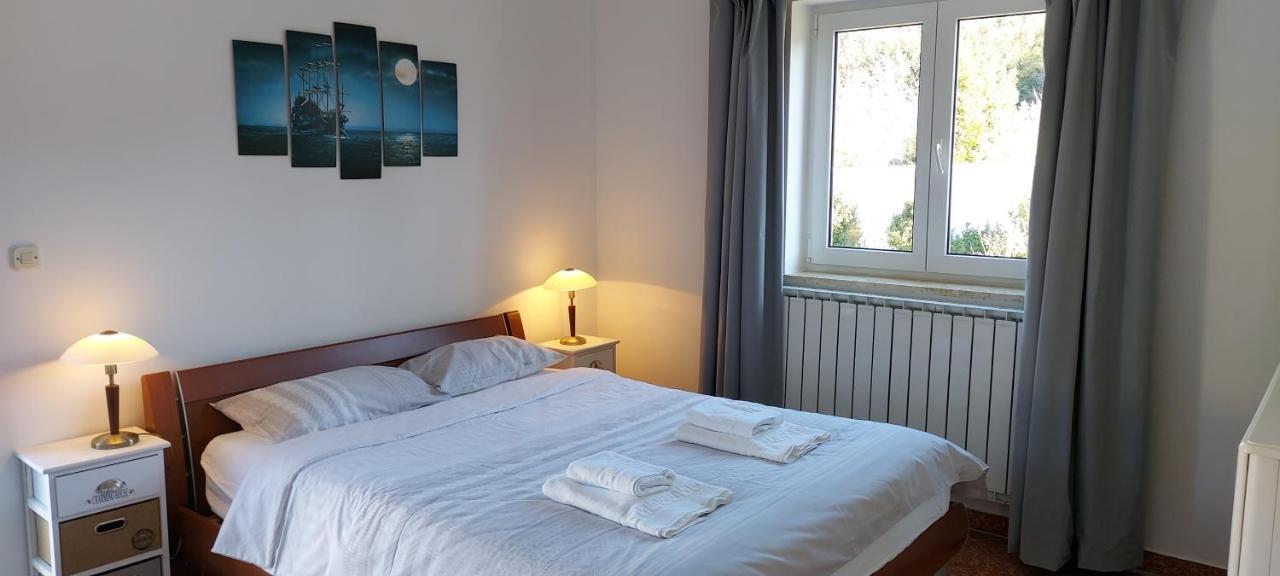 Soline Ada Apartman Pjescana Uvala Kültér fotó