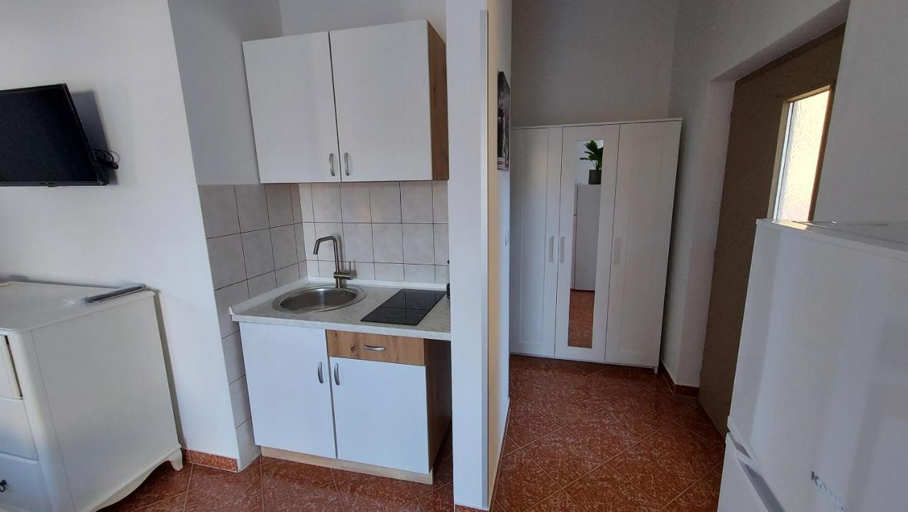 Soline Ada Apartman Pjescana Uvala Kültér fotó