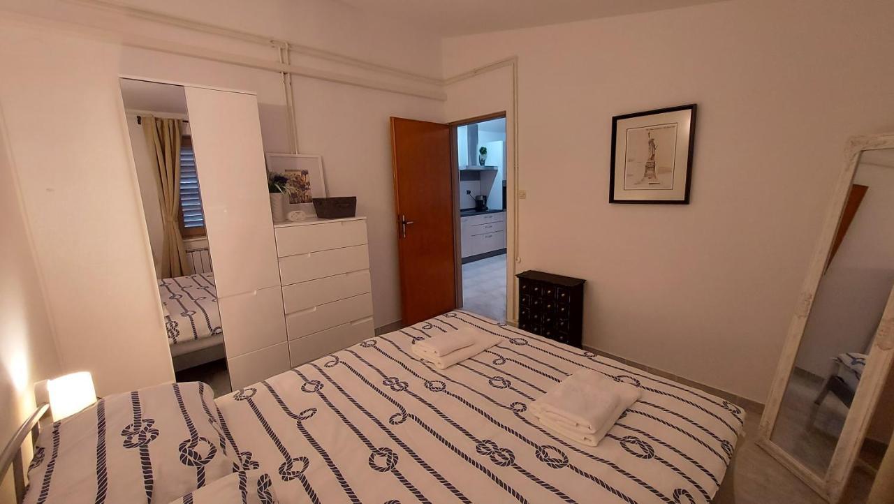Soline Ada Apartman Pjescana Uvala Kültér fotó
