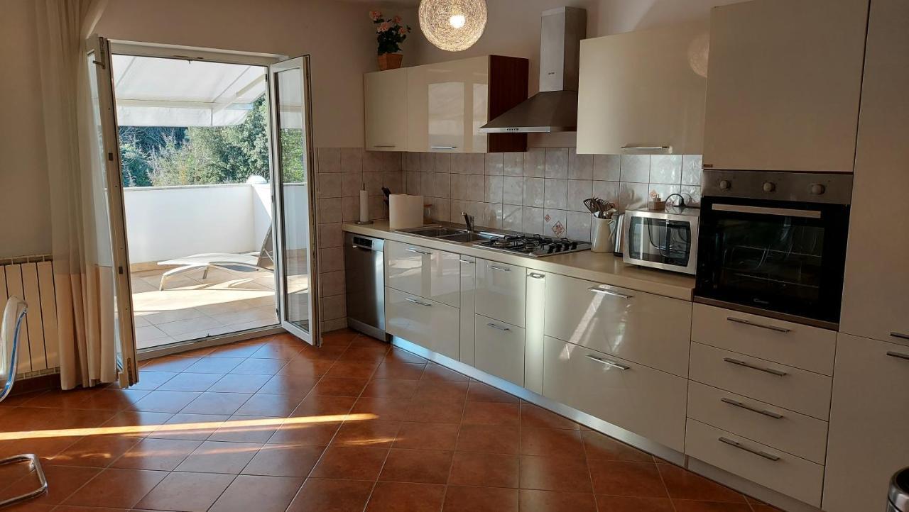 Soline Ada Apartman Pjescana Uvala Kültér fotó