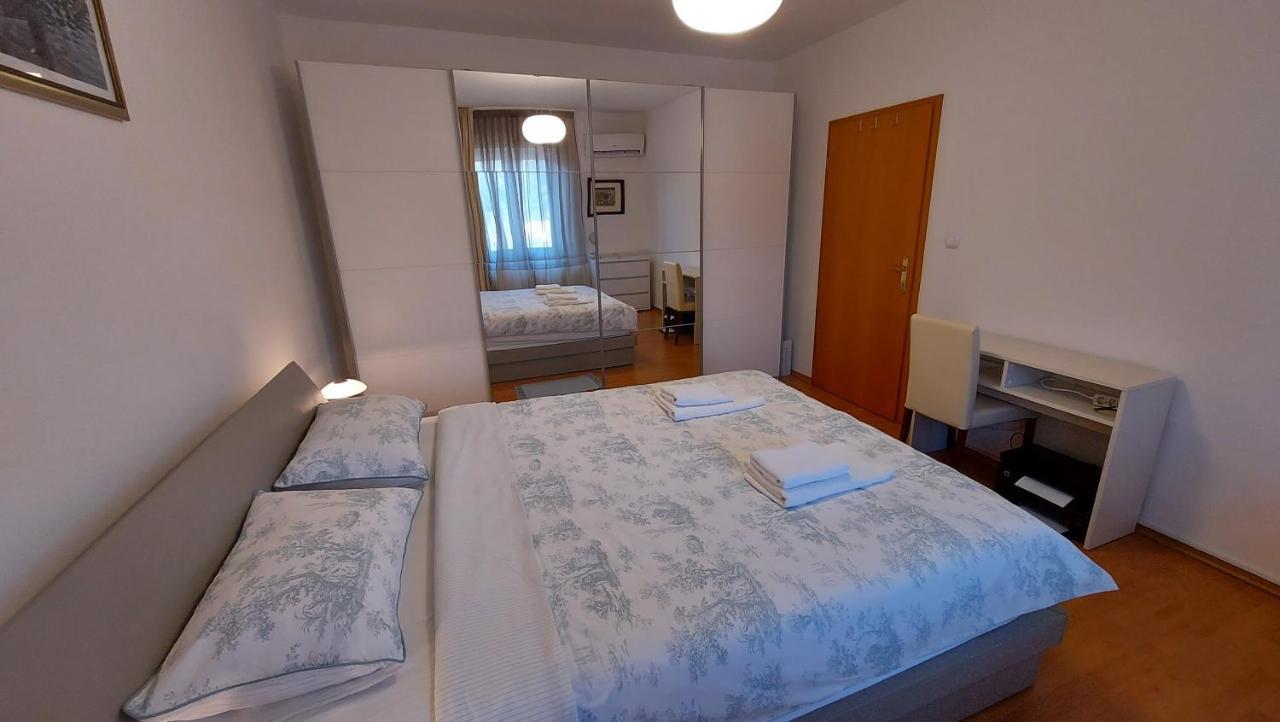 Soline Ada Apartman Pjescana Uvala Kültér fotó