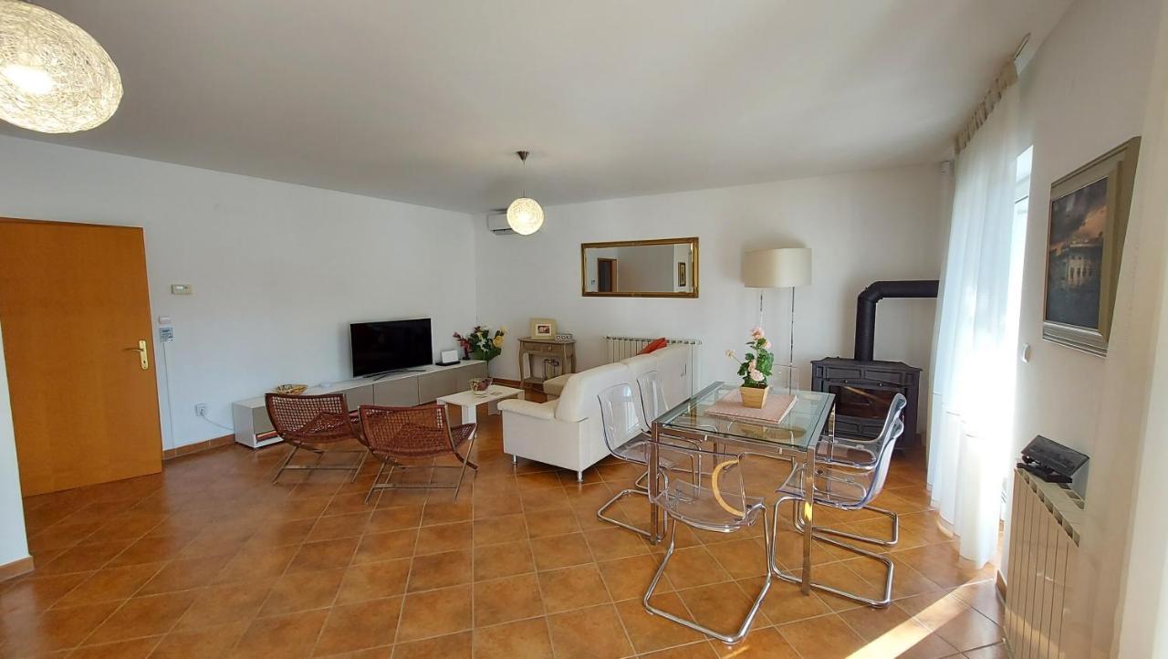 Soline Ada Apartman Pjescana Uvala Kültér fotó