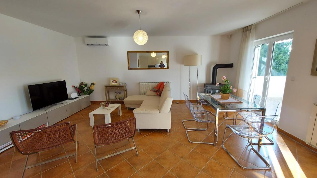 Soline Ada Apartman Pjescana Uvala Kültér fotó